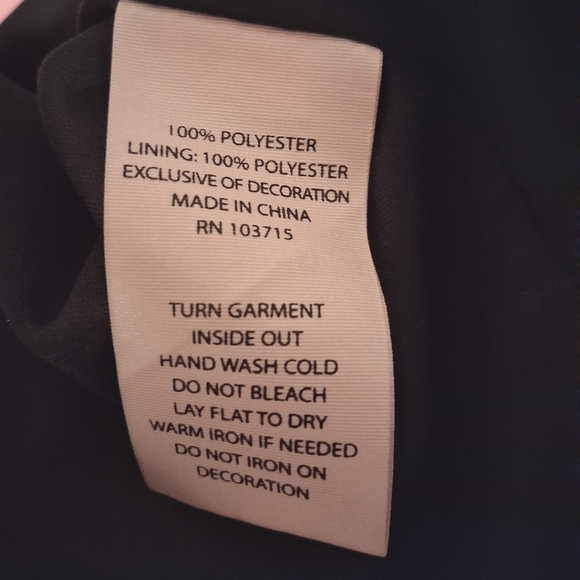 Nanette Lepore Black Lace Overlay Blouse. Medium - Picture 12 of 12
